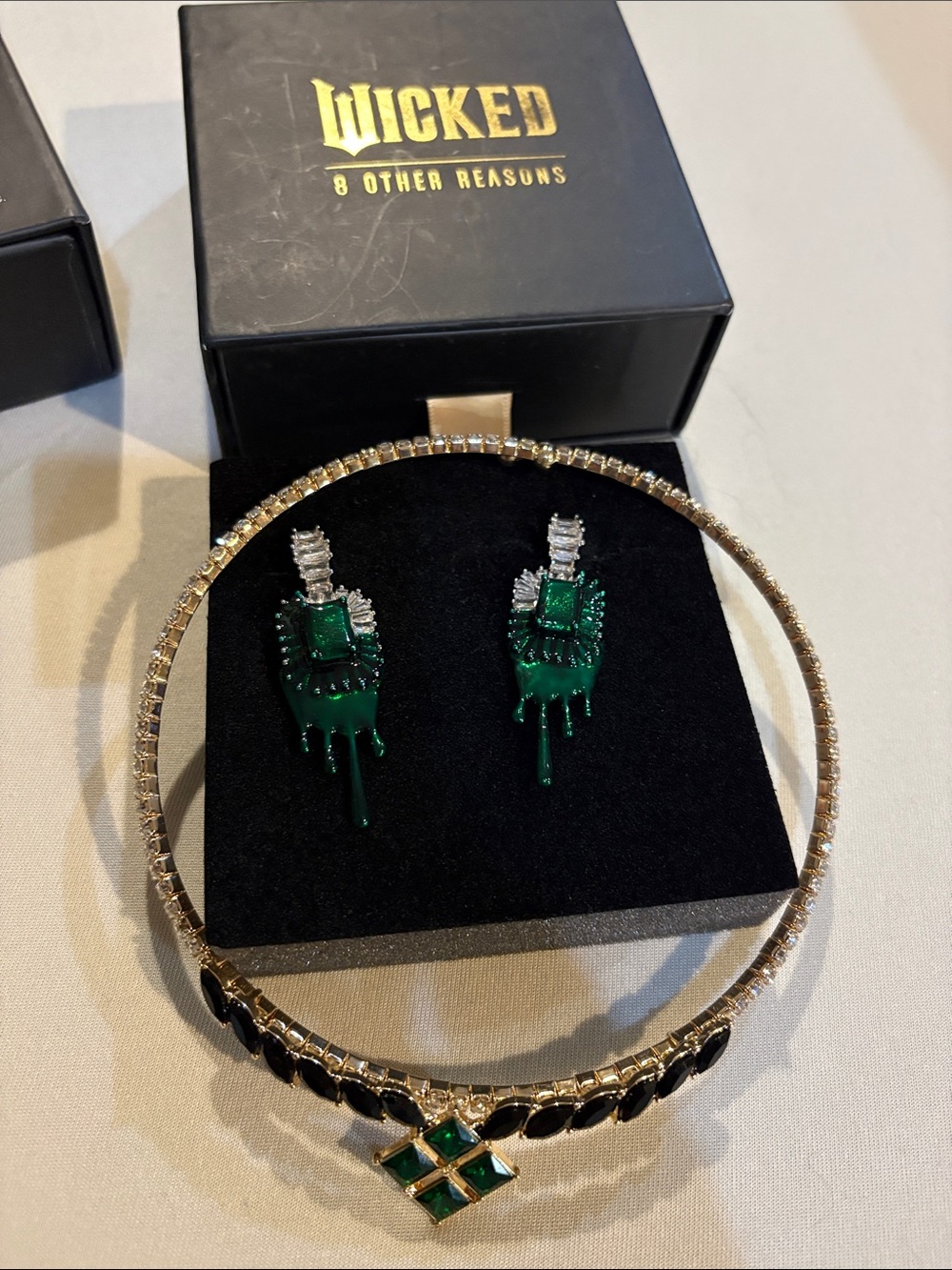 Wicked 8 Other Reasons Green Crystal Necklace with Matching Green Drop Earring